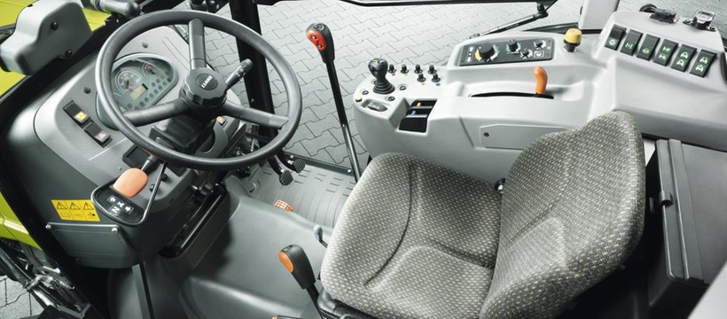 Трактор CLAAS NEXOS 240-210
