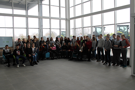 Екскурсія школярів в АГРОТЕХСОЮЗ