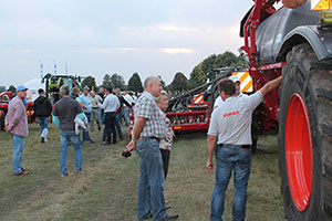 Нічний День Поля