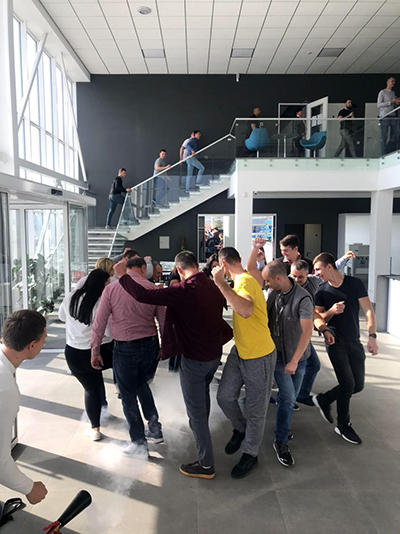 Ранок понеділка почався із ...квесту!