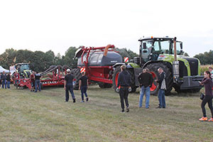 Нічний День Поля